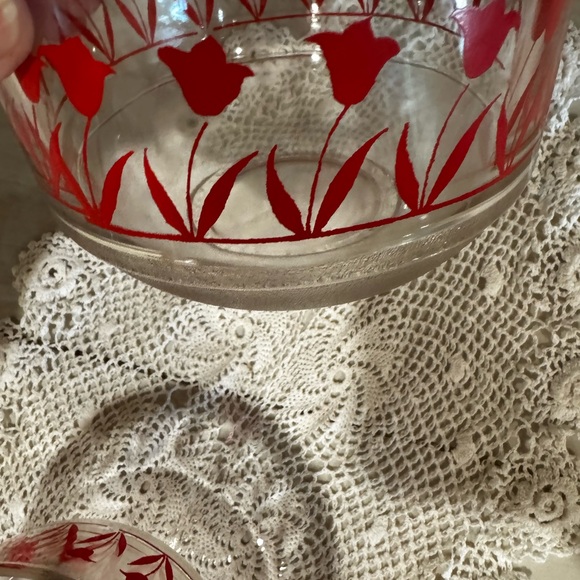 Vintage Nesting Bowls “Thermidor” Red Tulip - Picture 2 of 2